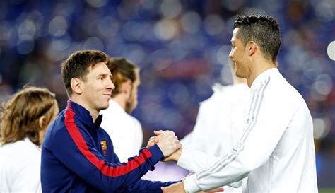 messi y cristiano juntos.